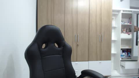 Roxana online show from 12/05/25, 08:49