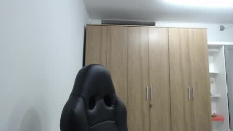 Roxana online show from 03/21/26, 02:16