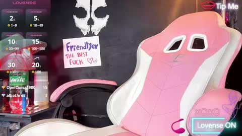 Roxane  online show from 03/10/25, 01:10