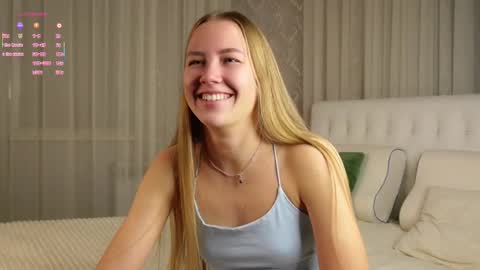 Anna Lokiss online show from 10/22/25, 11:10