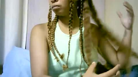 roxanne_98 online show from 12/21/25, 02:51