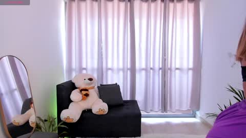  R O X I E  online show from 01/12/25, 03:36