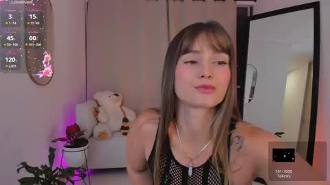  R O X I E  online show from 10/23/25, 02:55