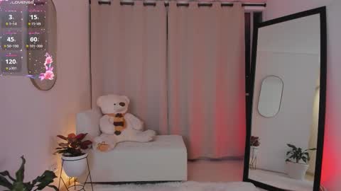  R O X I E  online show from 11/17/25, 12:49