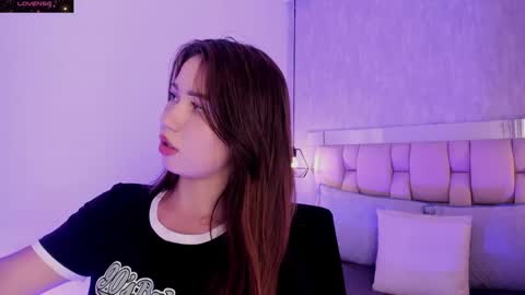 Snapshot of roxie_summers chatting on 02/11/25, 08:10 Roxie online show from 02/11/25, 08:10