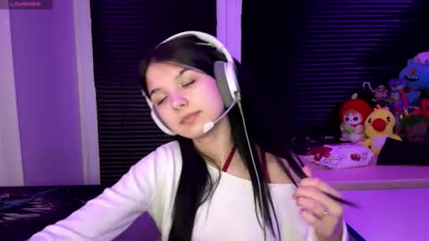 Hana online show from 10/24/25, 02:24