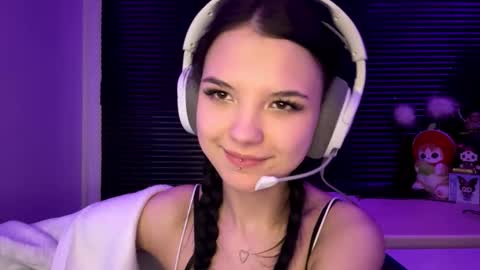 Hana online show from 12/15/25, 04:00