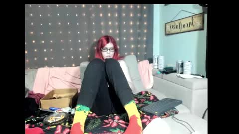 roxihazeleyes online show from 02/09/25, 10:42