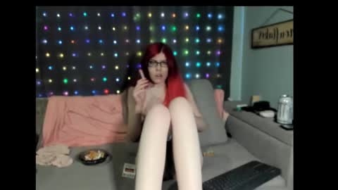 roxihazeleyes online show from 02/16/25, 04:20