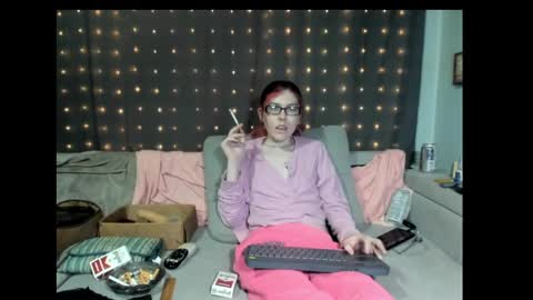 roxihazeleyes online show from 02/23/25, 08:28