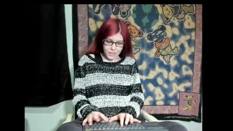 roxihazeleyes online show from 03/06/25, 11:36