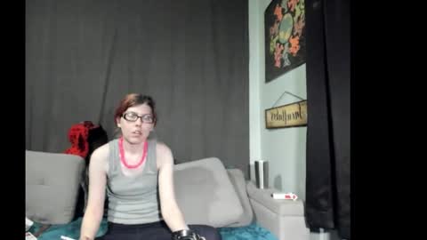 roxihazeleyes online show from 10/13/25, 12:32