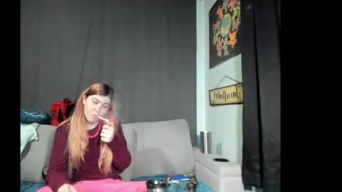 roxihazeleyes online show from 10/19/25, 02:01