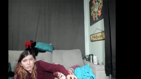 roxihazeleyes online show from 10/25/25, 02:52