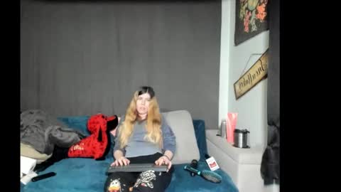 roxihazeleyes online show from 02/22/26, 12:45