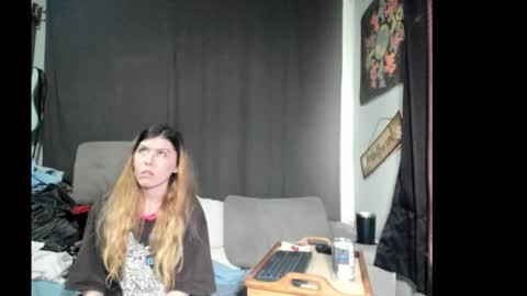 roxihazeleyes online show from 03/16/26, 06:01