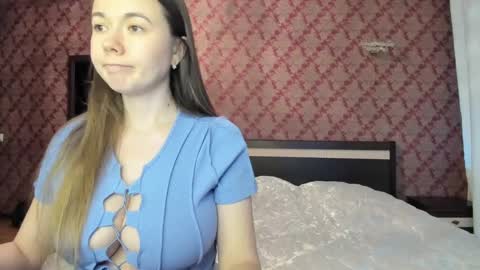 Snapshot of roxxana_xxxx chatting on 01/28/25, 01:05 roxxana_xxxx online show from 01/28/25, 01:05