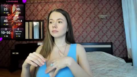 Snapshot of roxxana_xxxx chatting on 02/13/25, 07:03 roxxana_xxxx online show from 02/13/25, 07:03