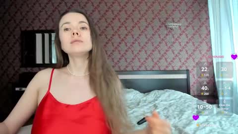Snapshot of roxxana_xxxx chatting on 02/18/25, 12:49 roxxana_xxxx online show from 02/18/25, 12:49