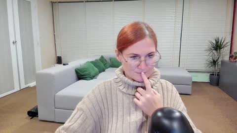Snapshot of roxxxco chatting on 01/24/25, 11:12 Tatyana online show from 01/24/25, 11:12