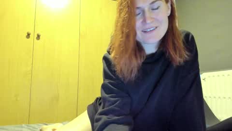 Snapshot of roxxxco chatting on 02/15/25, 04:12 Tatyana online show from 02/15/25, 04:12