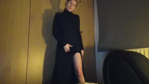 Snapshot of roxxxco chatting on 03/07/25, 10:21 Tatyana online show from 03/07/25, 10:21