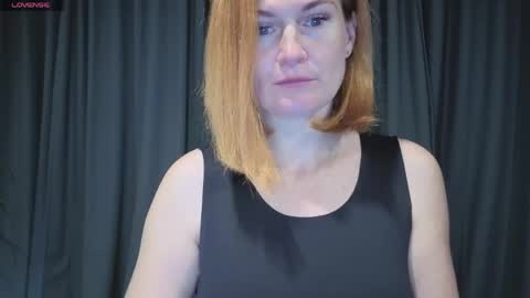 Snapshot of roxxxco chatting on 05/15/26, 08:21 Tatyana online show from 05/15/26, 08:21