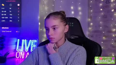 Roxieex ABBY online show from 12/04/25, 07:33