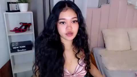 roxxy_blossom online show from 09/28/25, 02:50