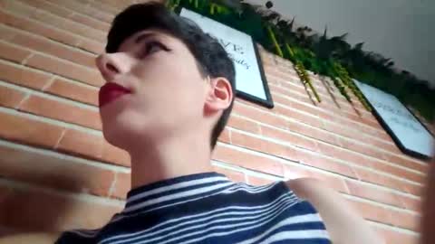 Roxy online show from 09/14/25, 03:44