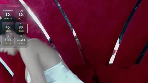 Roxy online show from 11/08/25, 06:51