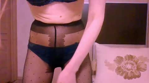 Roxxy Wharton online show from 04/19/26, 06:10