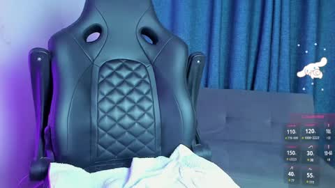 Snapshot of roxy_clark chatting on 02/07/25, 05:31 Annah online show from 02/07/25, 05:31