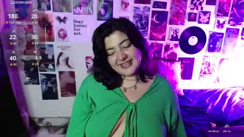 Snapshot of roxy_f_w chatting on 07/25/26, 05:05 Roxana online show from 07/25/26, 05:05