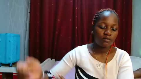 Roxy online show from 04/02/26, 03:48