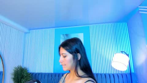 Snapshot of roxy_hell chatting on 11/04/25, 12:26 Roxy hell online show from 11/04/25, 12:26