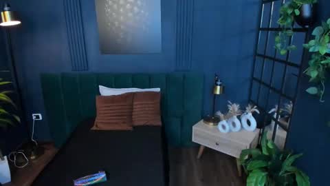 Roxy hell online show from 01/06/26, 12:31