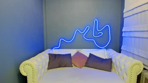 Roxy online show from 01/29/25, 01:16