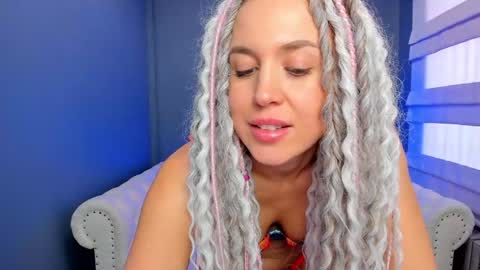 Roxy online show from 01/31/25, 08:01