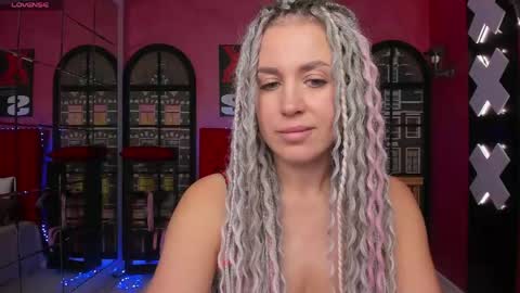 Roxy online show from 05/08/26, 02:06