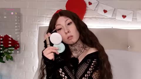 Snapshot of roxy_morrison_x chatting on 02/06/26, 05:49 roxanne online show from 02/06/26, 05:49