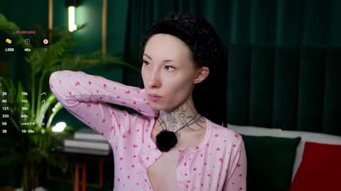 roxanne online show from 03/30/26, 06:20