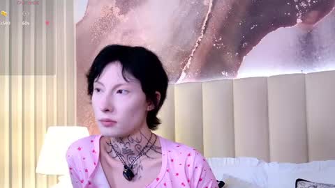 Snapshot of roxy_morrison_x chatting on 07/22/26, 06:49 roxanne online show from 07/22/26, 06:49