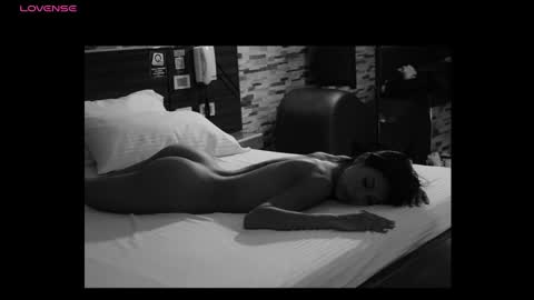 R O X Y  online show from 12/10/24, 11:19