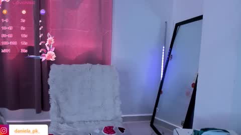 R O X Y  online show from 03/07/26, 02:58