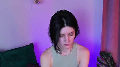 roxy_riot_ online show from 01/31/25, 07:39