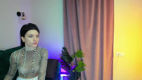 roxy_riot_ online show from 02/01/25, 01:23