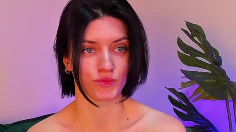 roxy_riot_ online show from 02/03/25, 04:25