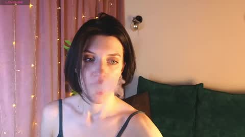 roxy_riot_ online show from 02/04/25, 04:26