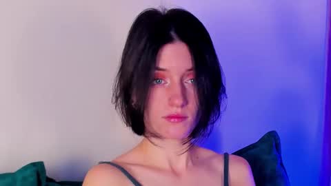 roxy_riot_ online show from 02/13/25, 01:29